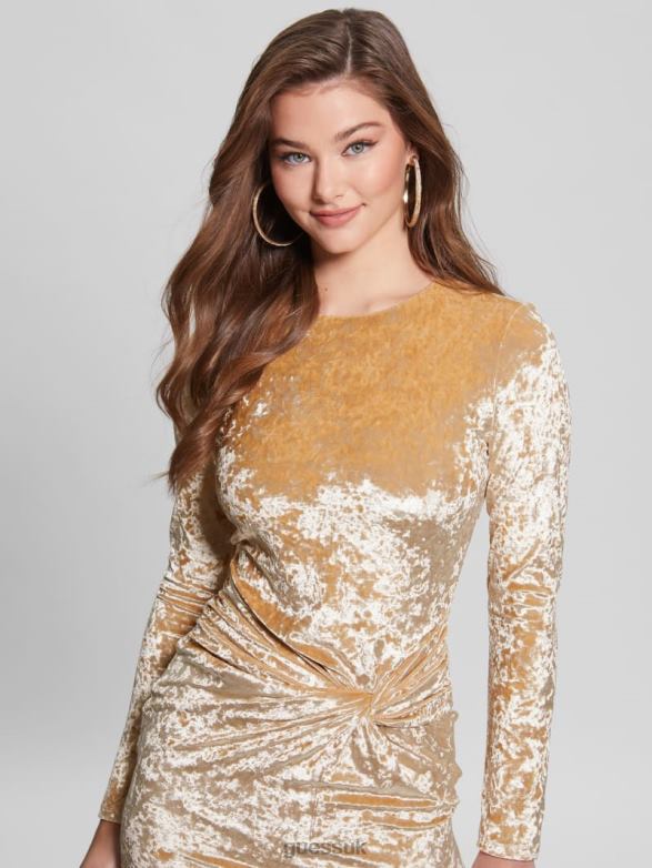 GUESS Women Sophie Velvet Dress Sahara Sand Apparel V28V6777