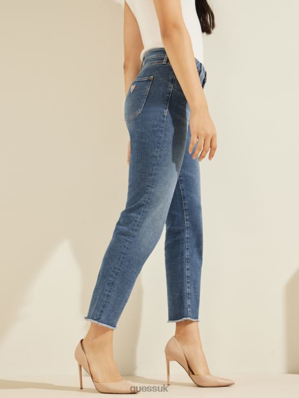 GUESS Women 1981 Ankle Straight Jeans Dumont Wash Apparel V28V6210