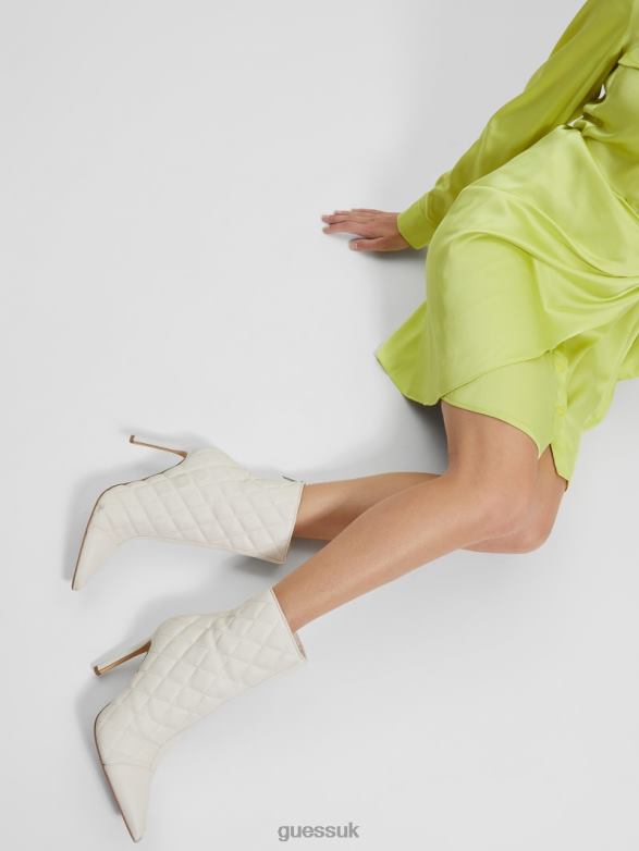 GUESS Women Simoney Zip-Up Booties Ivory 150 Footwear V28V63532