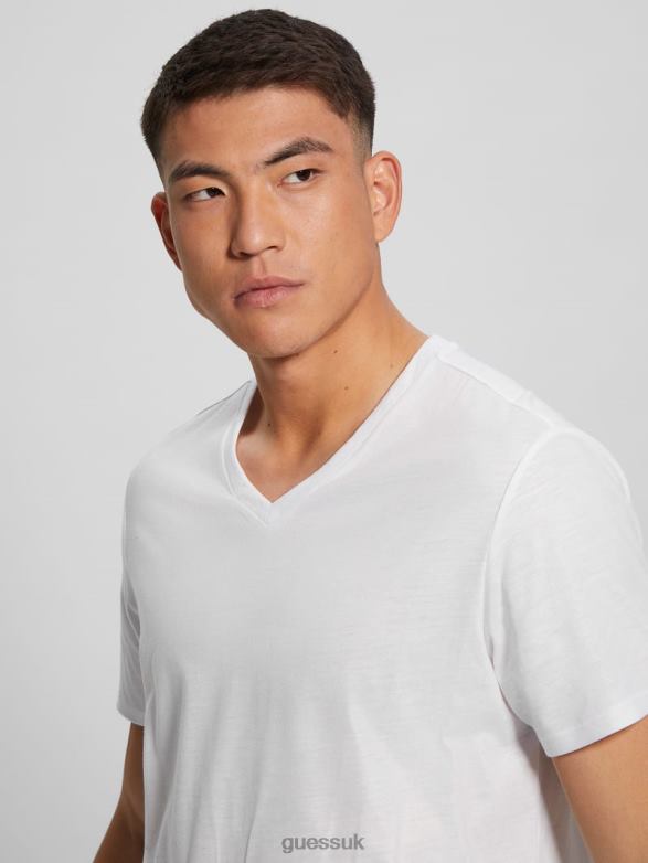 GUESS Men Mason Yoke V-Neck Tee Pure White Apparel V28V63949