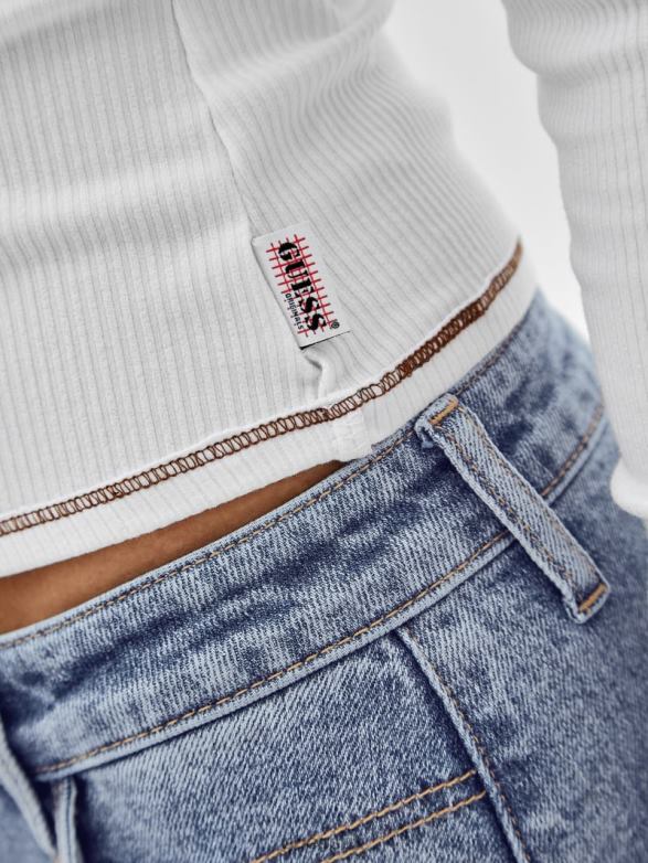 GUESS Unisex Originals Long-Sleeve Tee Pure White Apparel V28V61375